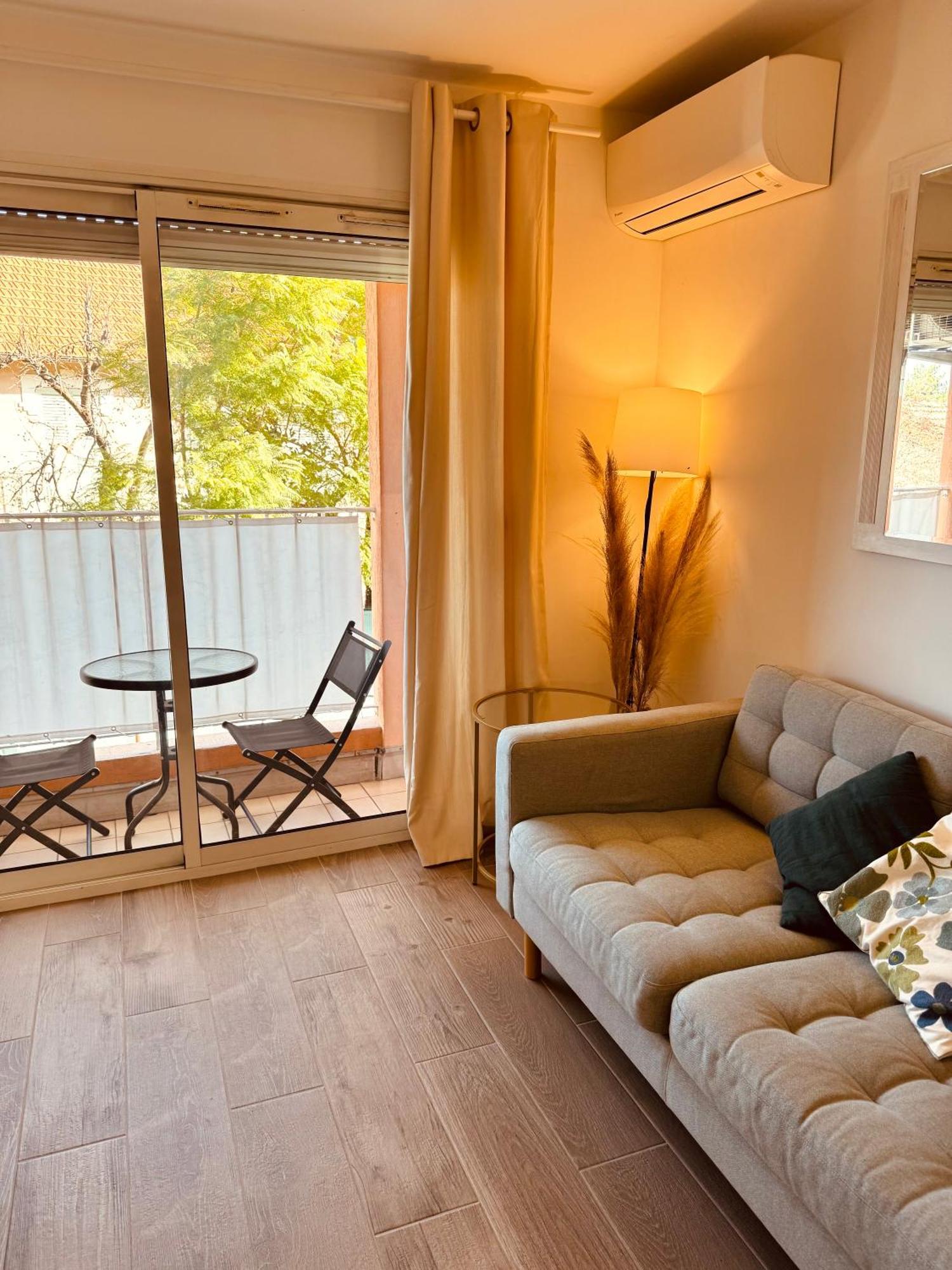 Claelle Appartment - 200M Beach Мандельё-ла-Напуль Экстерьер фото
